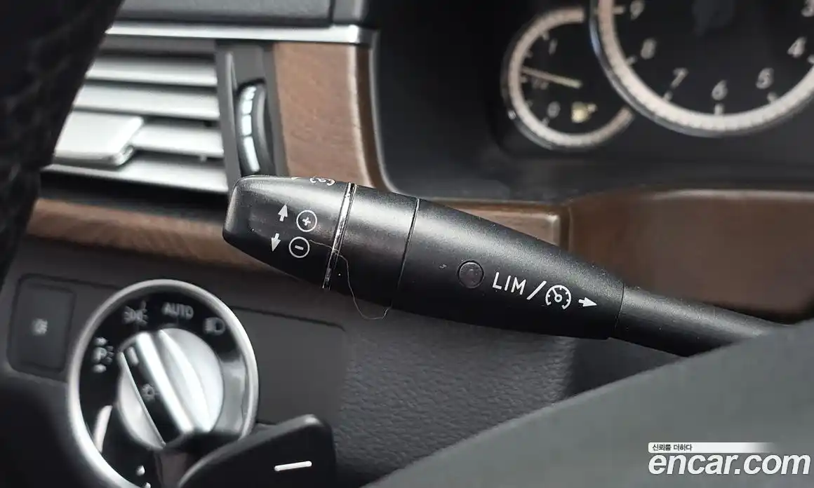 Mercedes-Benz E-Class 2013 3.5 автомат (гидро), фото 23