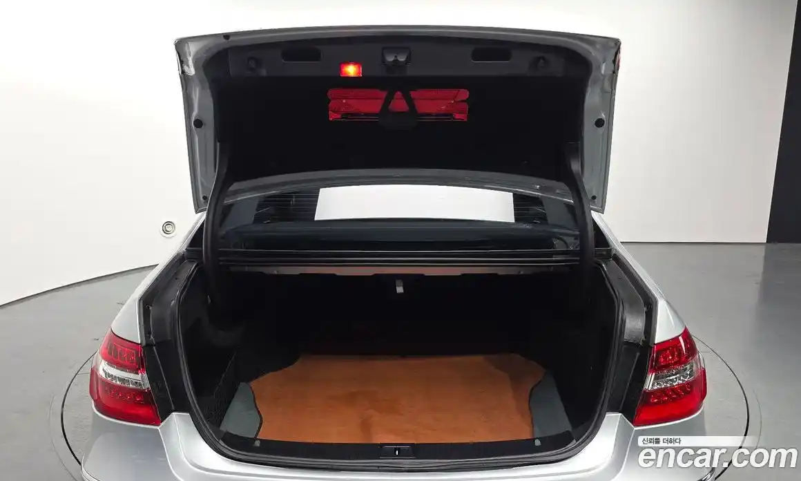 Mercedes-Benz E-Class 2013 3.5 автомат (гидро), фото 25