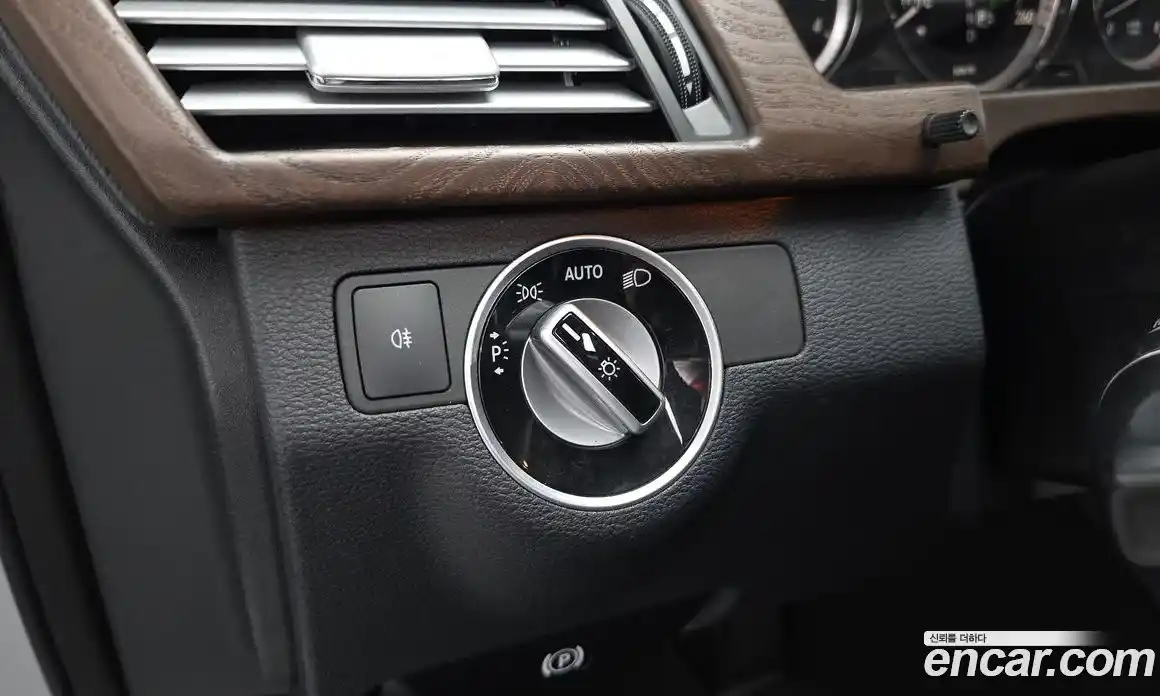Mercedes-Benz E-Class 2013 3.5 автомат (гидро), фото 26