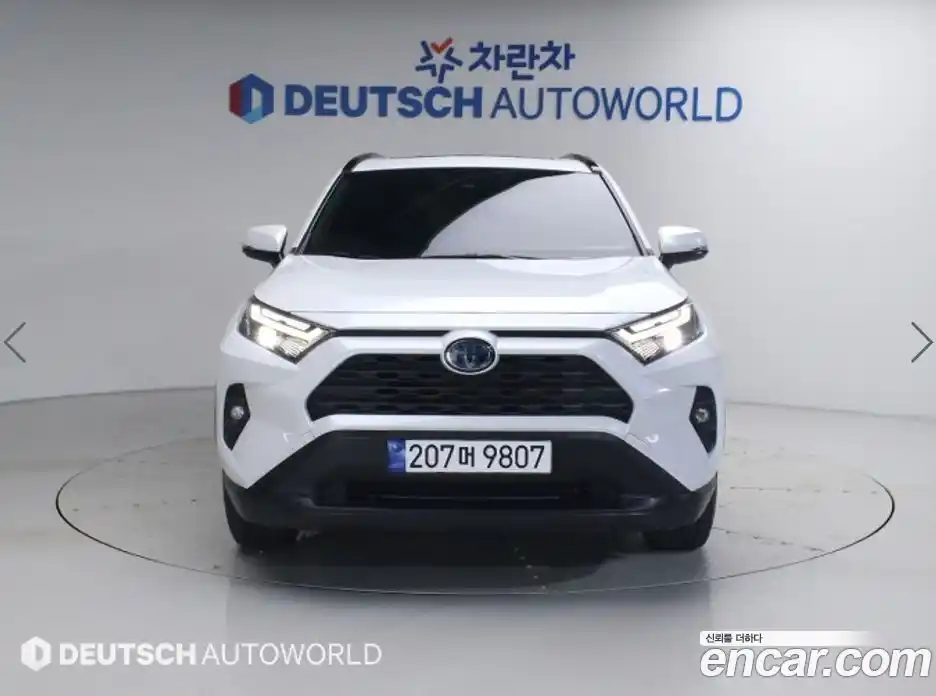 Toyota RAV4 2024 2.5 гидро, фото 1