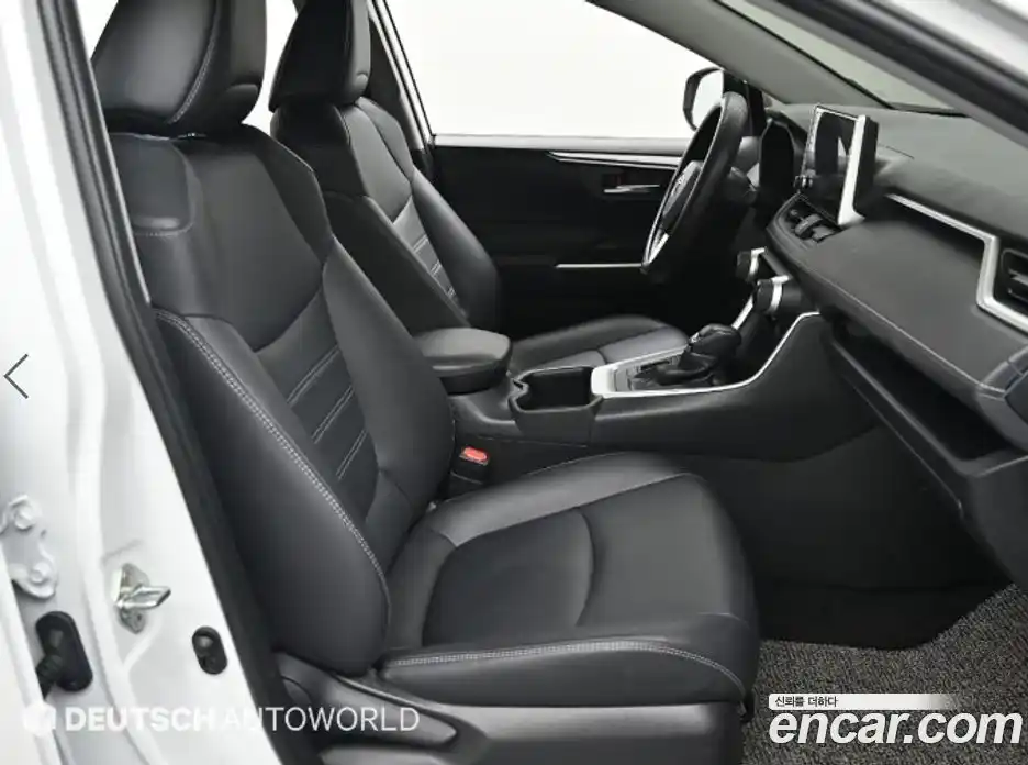 Toyota RAV4 2024 2.5 гидро, фото 10