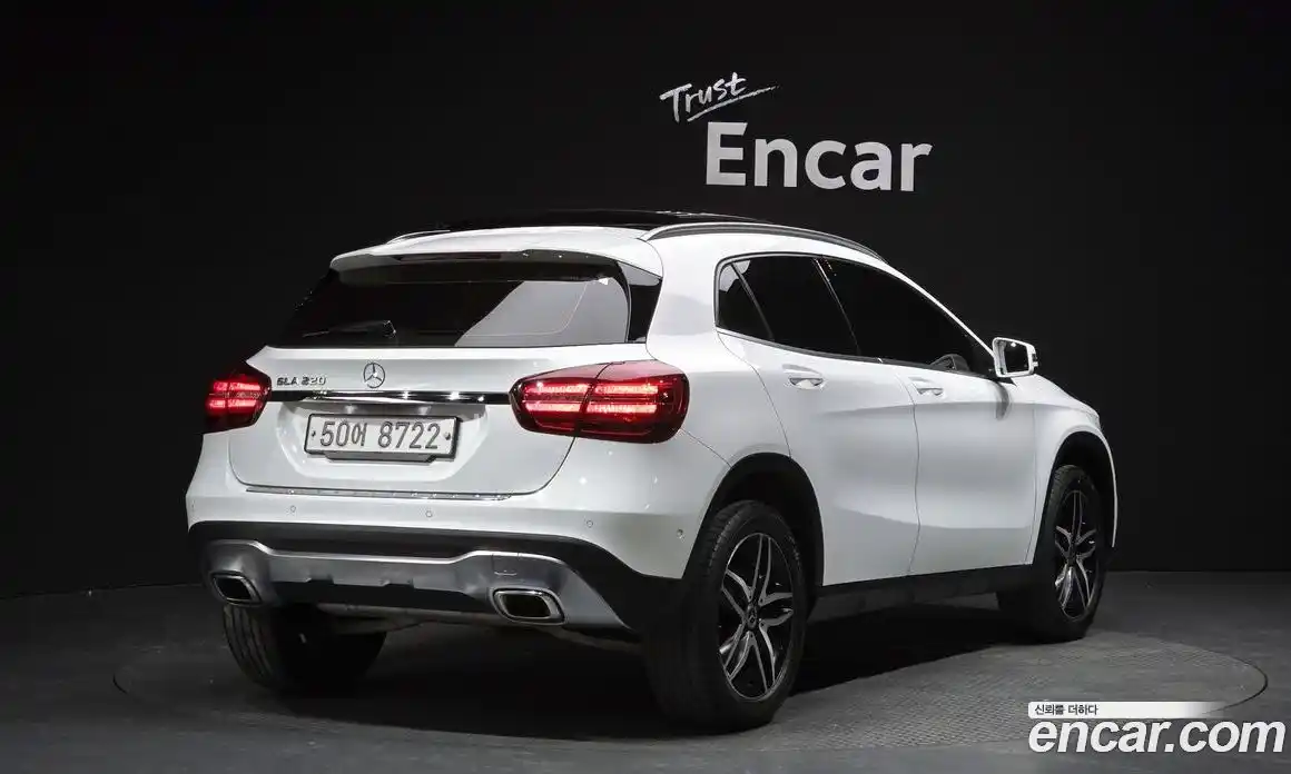 Mercedes-Benz GLA-Class 2018 2.0 гидро, фото 1 Mercedes-Benz GLA-Class 2018 2.0 гидро, фото 1
