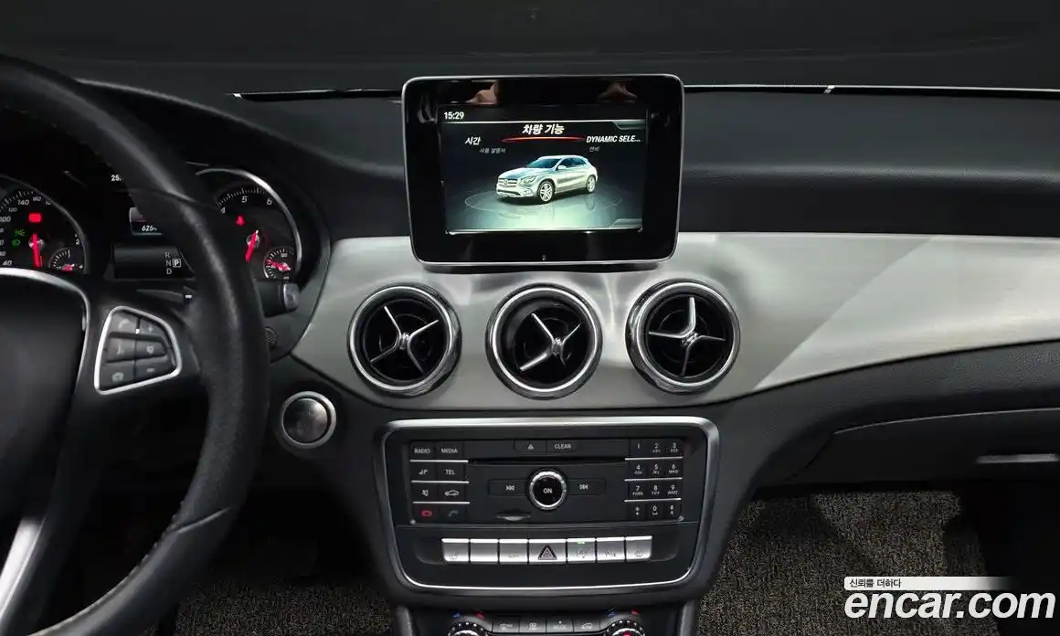 Mercedes-Benz GLA-Class 2018 2.0 гидро, фото 18 Mercedes-Benz GLA-Class 2018 2.0 гидро, фото 18