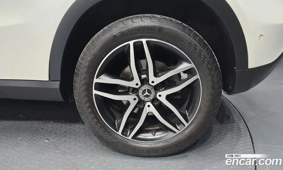 Mercedes-Benz GLA-Class 2018 2.0 гидро, фото 6 Mercedes-Benz GLA-Class 2018 2.0 гидро, фото 6