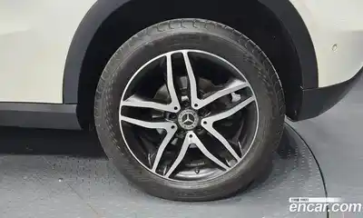 Mercedes-Benz GLA-Class 2018 2.0 гидро, миниатюра 6 Mercedes-Benz GLA-Class 2018 2.0 гидро, миниатюра 6