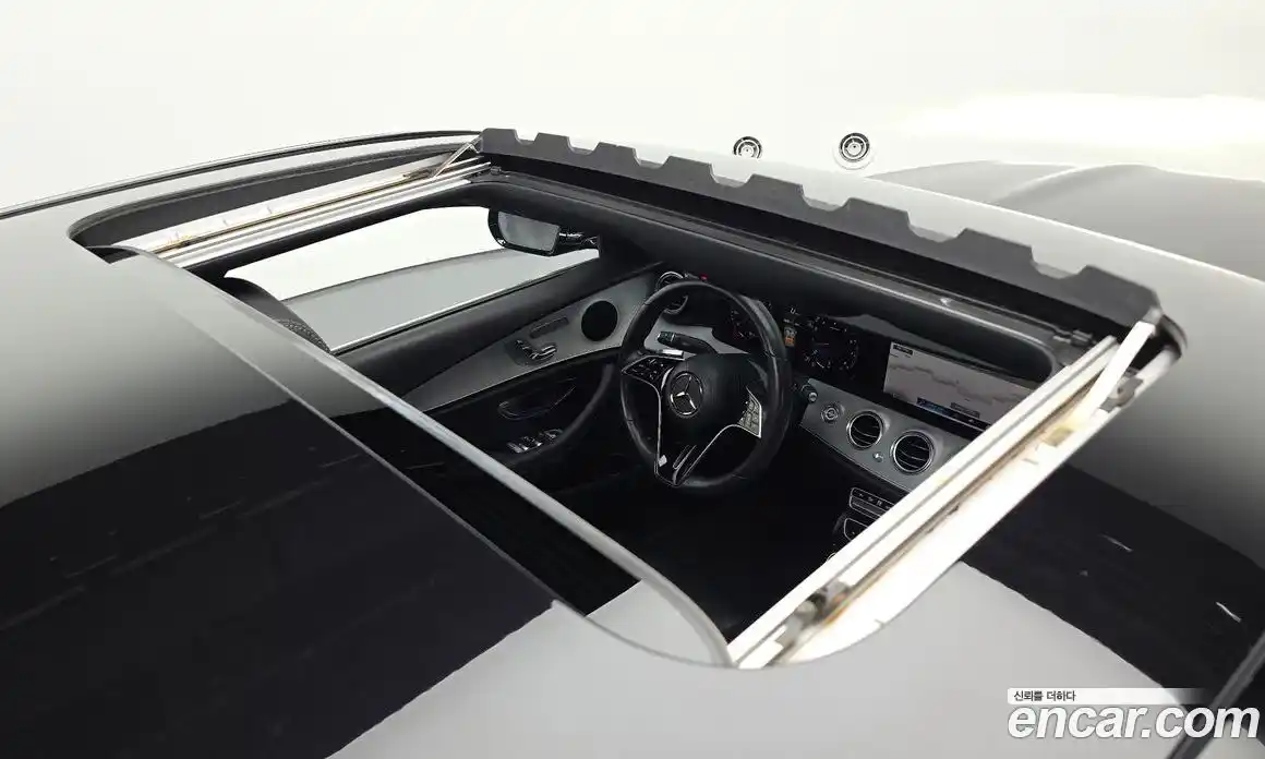 Mercedes-Benz E-Class 2021 2.0 автомат (гидро), фото 17
