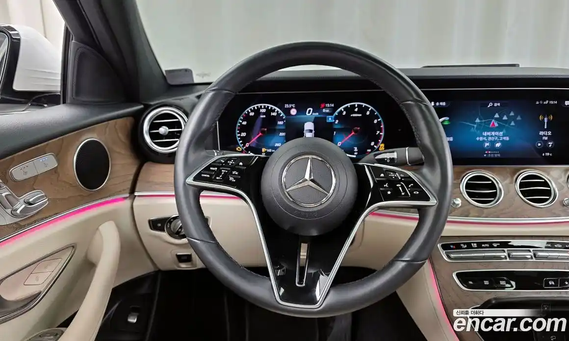 Mercedes-Benz E-Class 2023 2.0 автомат (гидро), фото 19