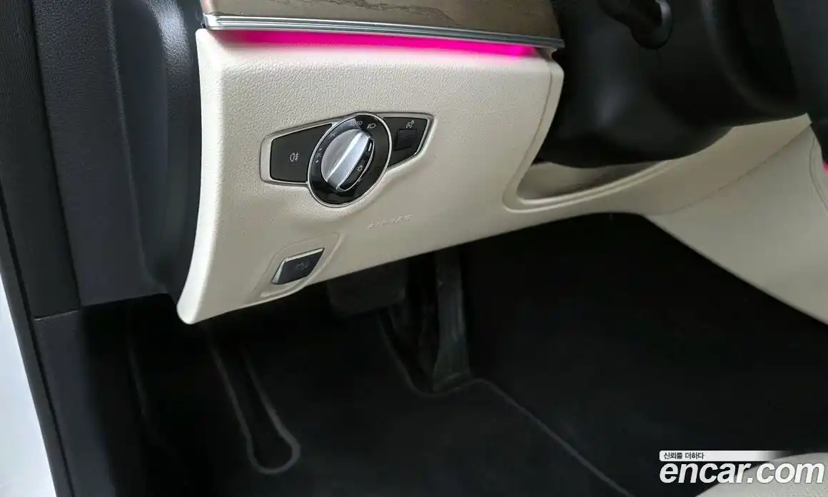 Mercedes-Benz E-Class 2023 2.0 автомат (гидро), фото 27