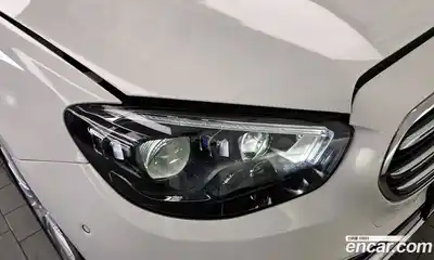 Mercedes-Benz E-Class 2023 2.0 автомат (гидро), миниатюра 8