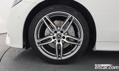 Mercedes-Benz E-Class 2018 1.9 автомат (гидро), миниатюра 5