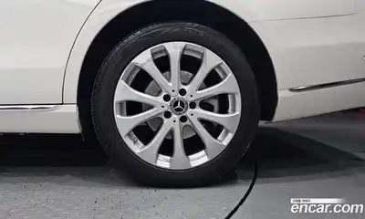 Mercedes-Benz E-Class 2017 1.9 автомат (гидро), миниатюра 7