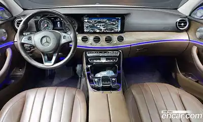 Mercedes-Benz E-Class 2017 1.9 автомат (гидро), миниатюра 10