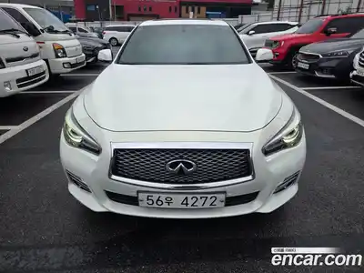 Infiniti Q50