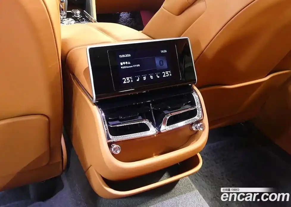 Bentley Flying Spur 2022 4.0 гидро, фото 16