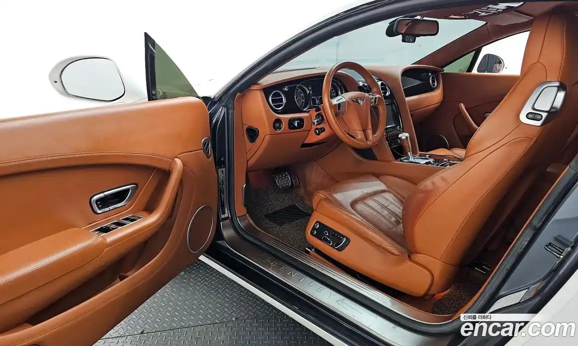 Bentley Continental 2014 4.0 гидро, фото 10