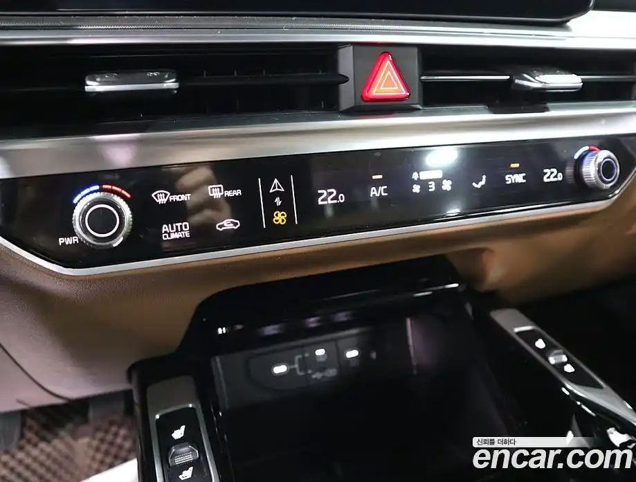 Kia Sorento 2023 2.5 автомат (гидро), фото 13