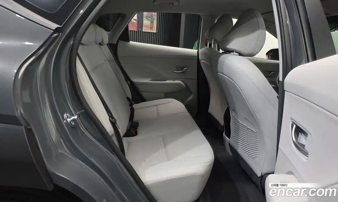 Hyundai Kona 2025 1.6 автомат (гидро), фото 18