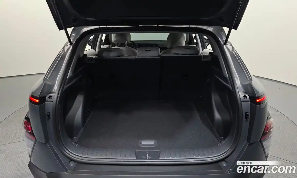 Hyundai Kona 2025 1.6 автомат (гидро), фото 26