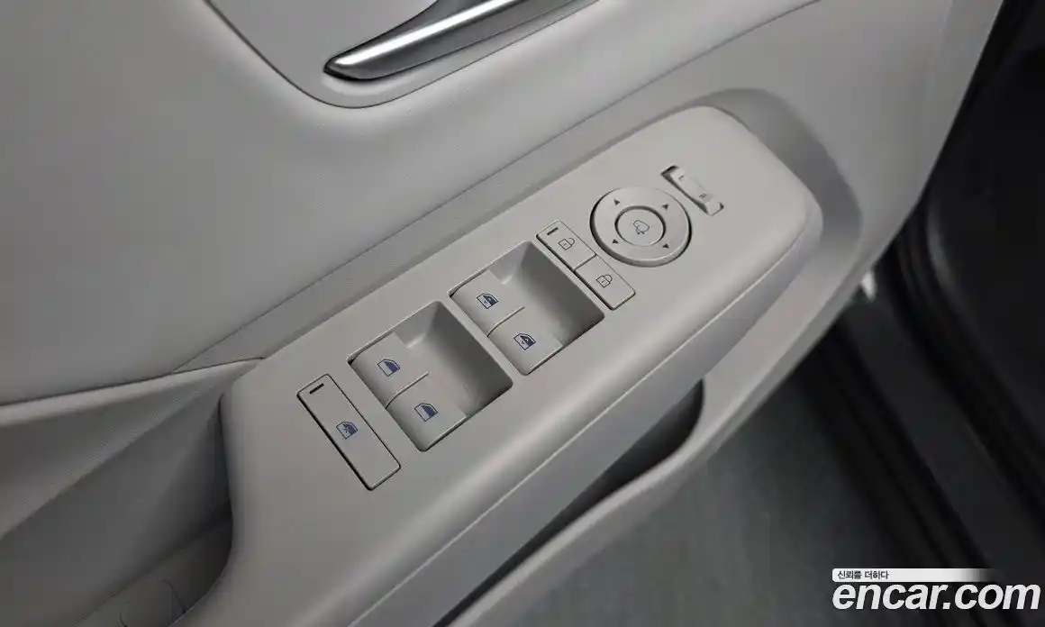 Hyundai Kona 2025 1.6 автомат (гидро), фото 28