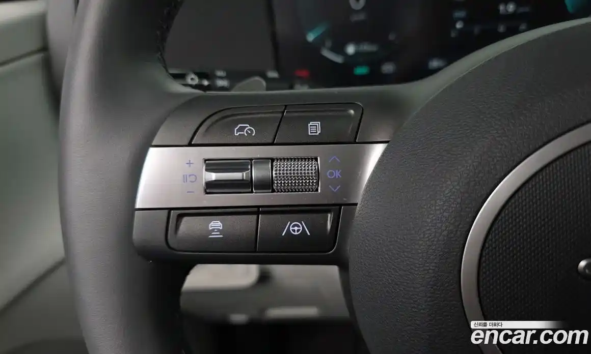 Hyundai Kona 2025 1.6 автомат (гидро), фото 32
