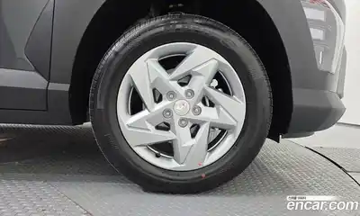 Hyundai Kona 2025 1.6 автомат (гидро), миниатюра 7