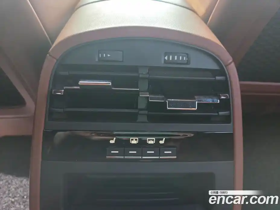 Maserati Quattroporte 2019 3.0 гидро, фото 18