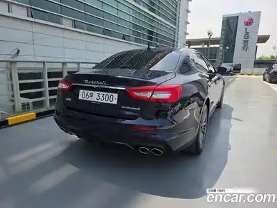 Maserati Quattroporte 2019 3.0 гидро, миниатюра 3