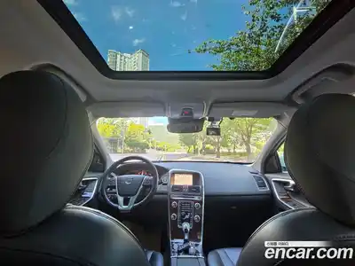 Volvo XC60 2017 2.0 автомат (гидро), миниатюра 7