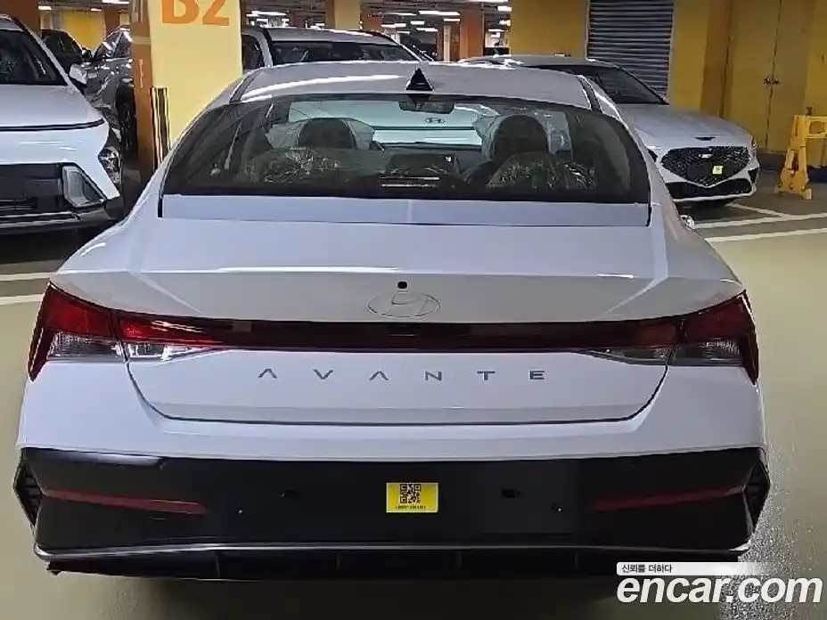 Hyundai Avante 2026 1.6 автомат (гидро), фото 12