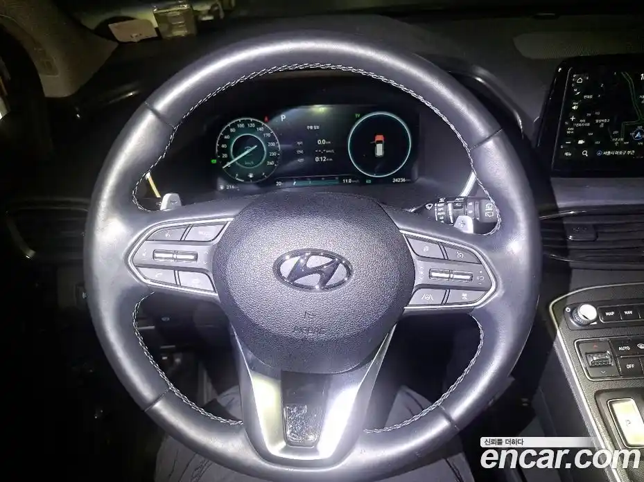 Hyundai Santa Fe 2023 1.6 автомат (гидро), фото 18