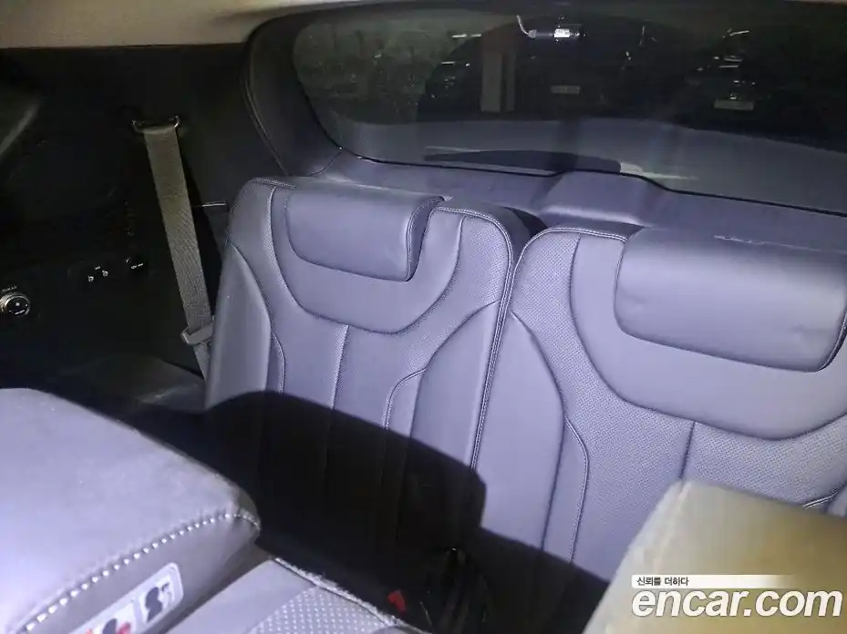 Hyundai Santa Fe 2023 1.6 автомат (гидро), фото 20