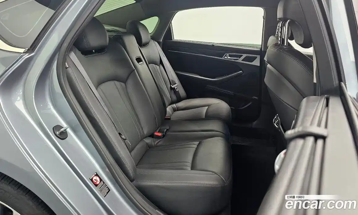 Hyundai Genesis 2015 3.3 автомат (гидро), фото 17