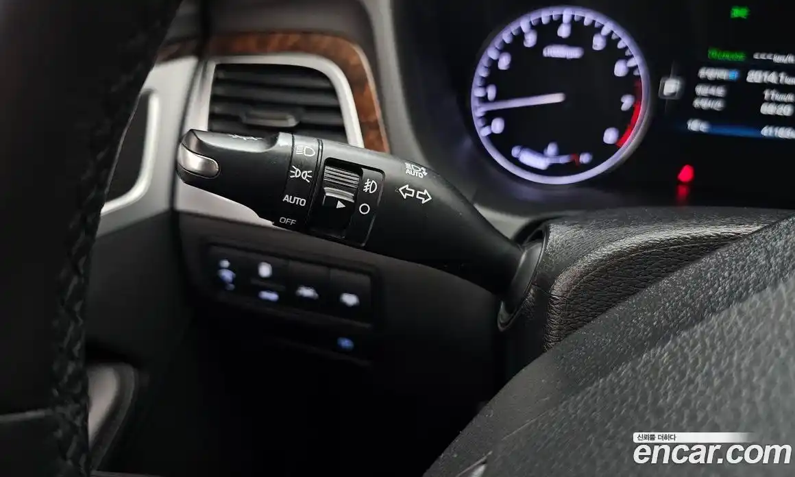Hyundai Genesis 2015 3.3 автомат (гидро), фото 25