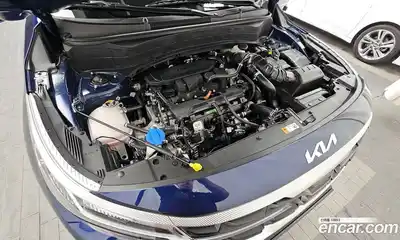 Kia Seltos 2024 1.6 автомат (гидро), миниатюра 6