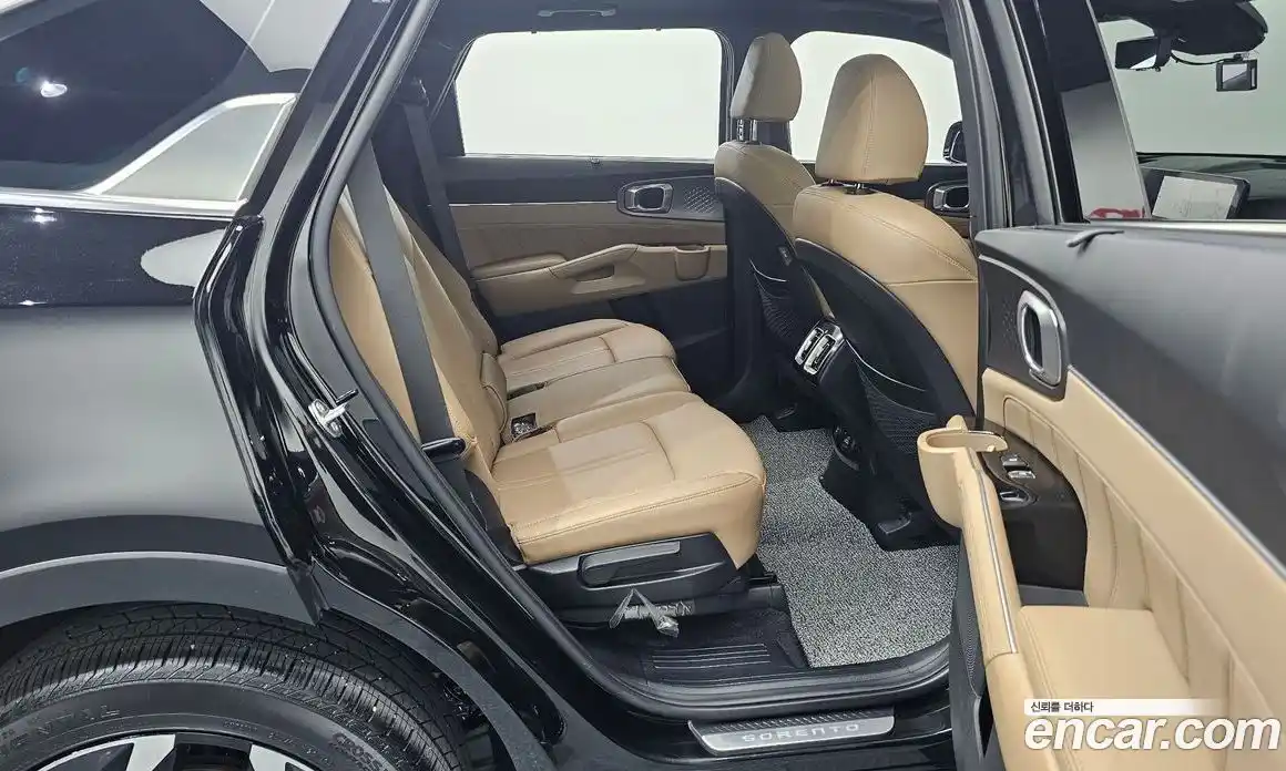 Kia Sorento 2024 2.5 автомат (гидро), фото 11