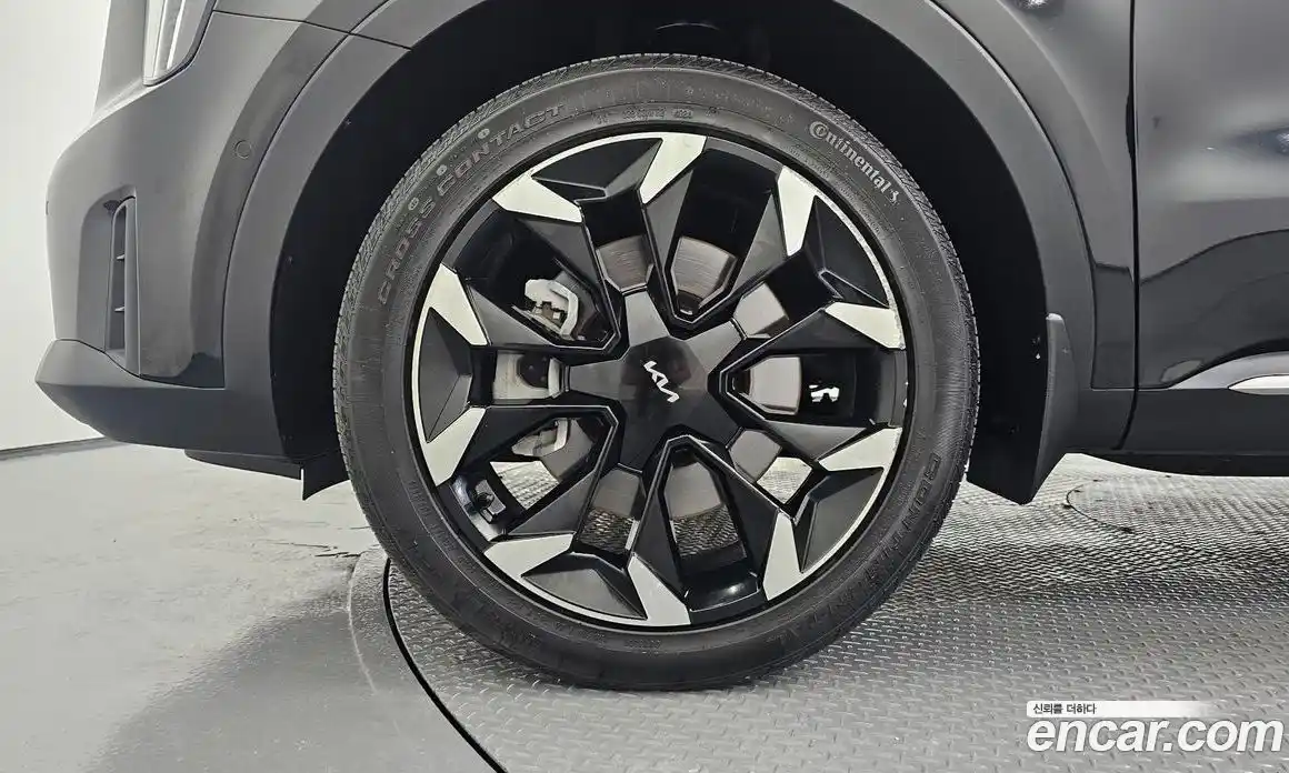 Kia Sorento 2024 2.5 автомат (гидро), фото 5