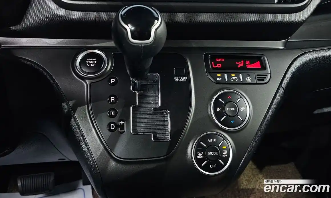 Kia Ray 2024 1.0 автомат (гидро), фото 9