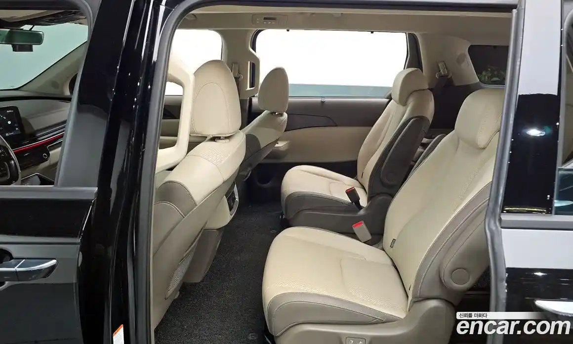 Kia Carnival 2025 2.2 автомат (гидро), фото 15