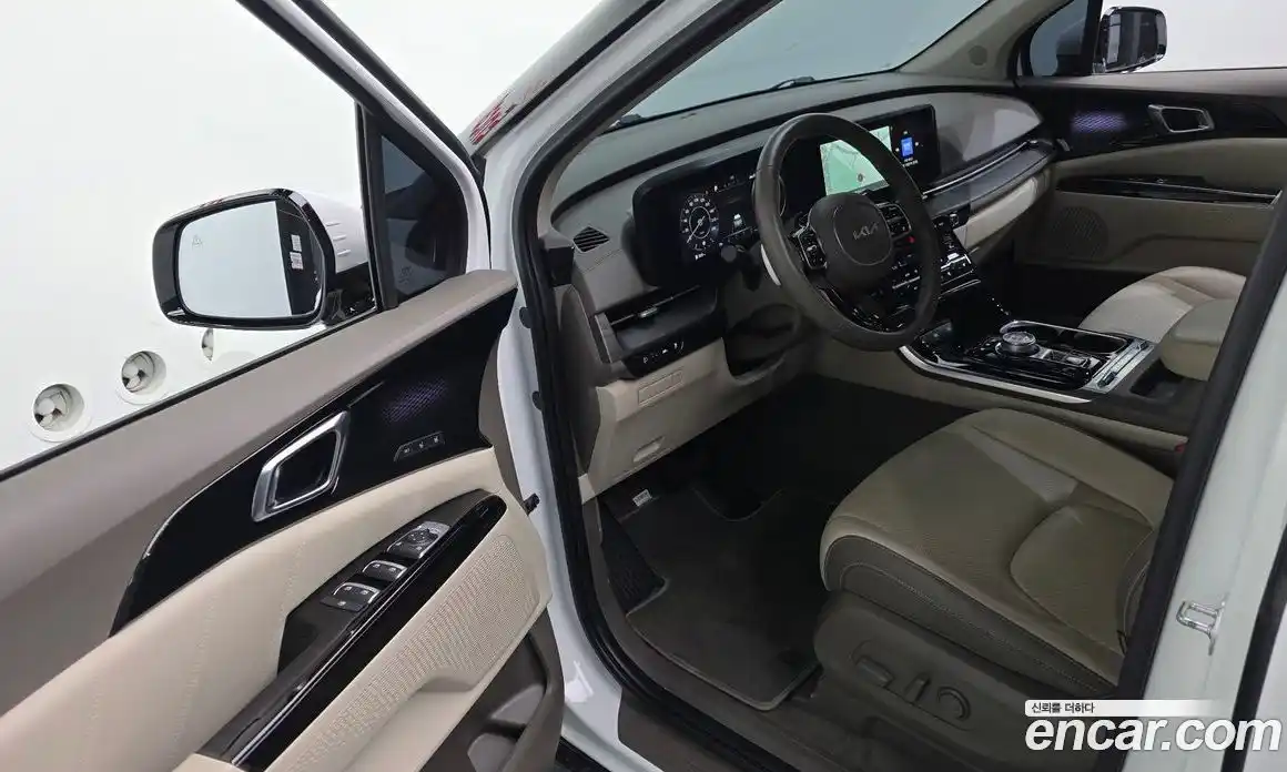 Kia Carnival 2023 2.2 автомат (гидро), фото 12