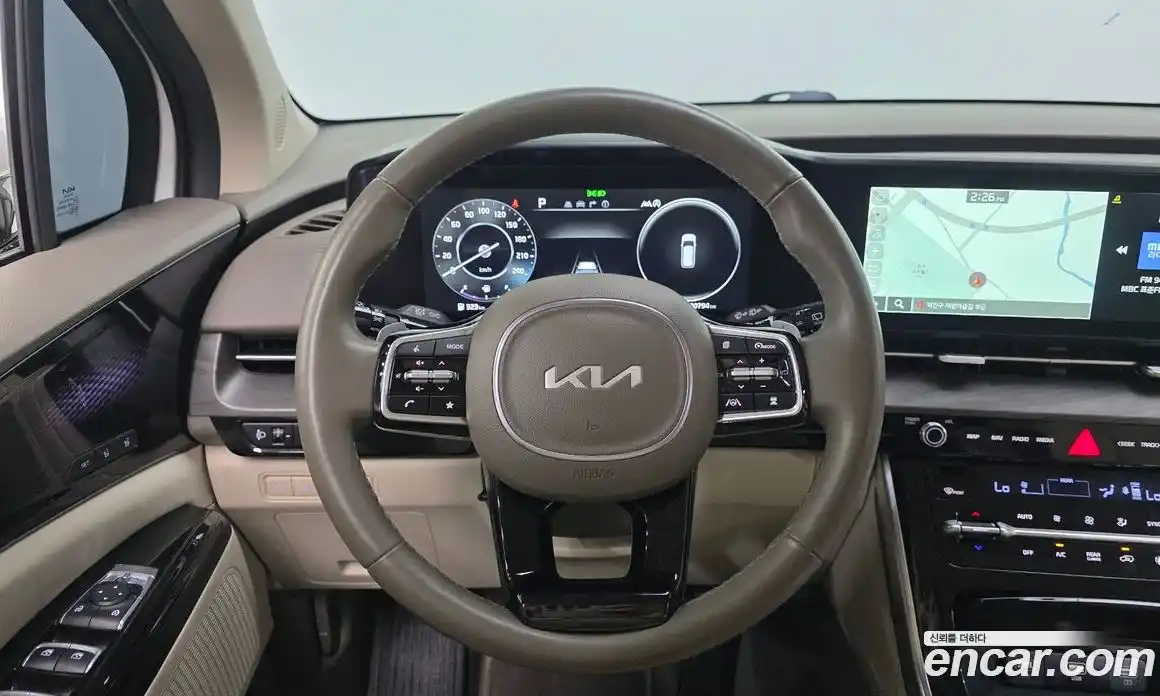 Kia Carnival 2023 2.2 автомат (гидро), фото 14