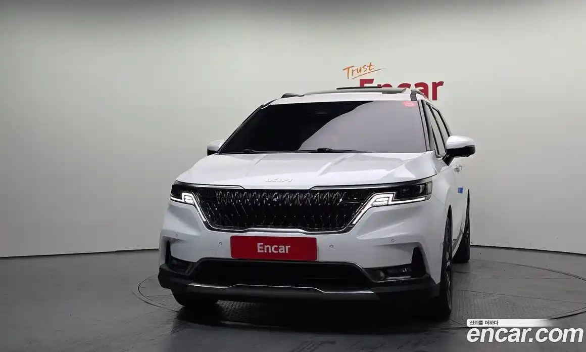 Kia Carnival 2023 2.2 автомат (гидро), фото 3