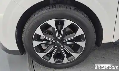 Kia Carnival 2023 2.2 автомат (гидро), миниатюра 5