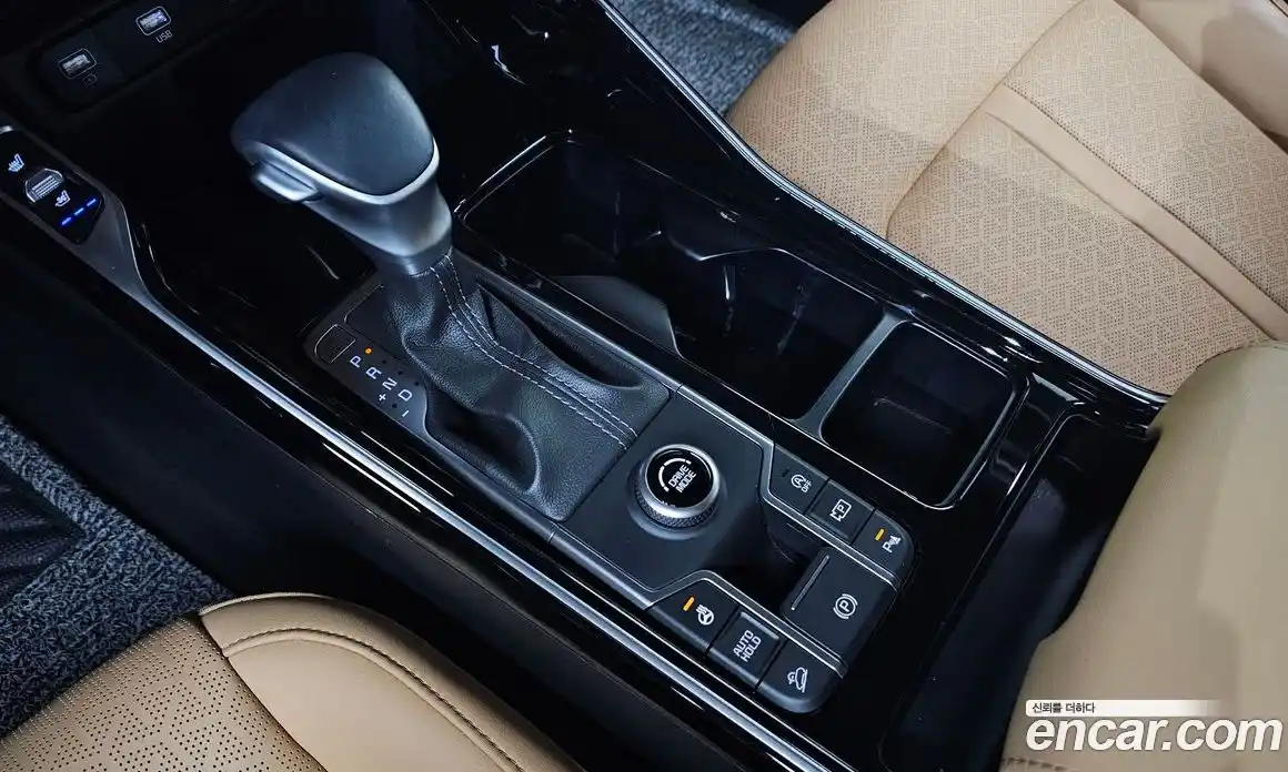 Kia Sorento 2022 2.2 автомат (гидро), фото 9