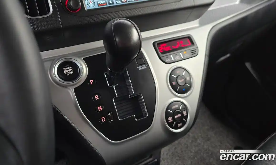 Kia Ray 2017 1.0 автомат (гидро), фото 12