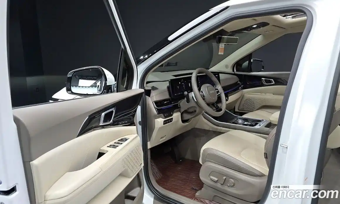 Kia Carnival 2024 1.6 автомат (гидро), фото 13