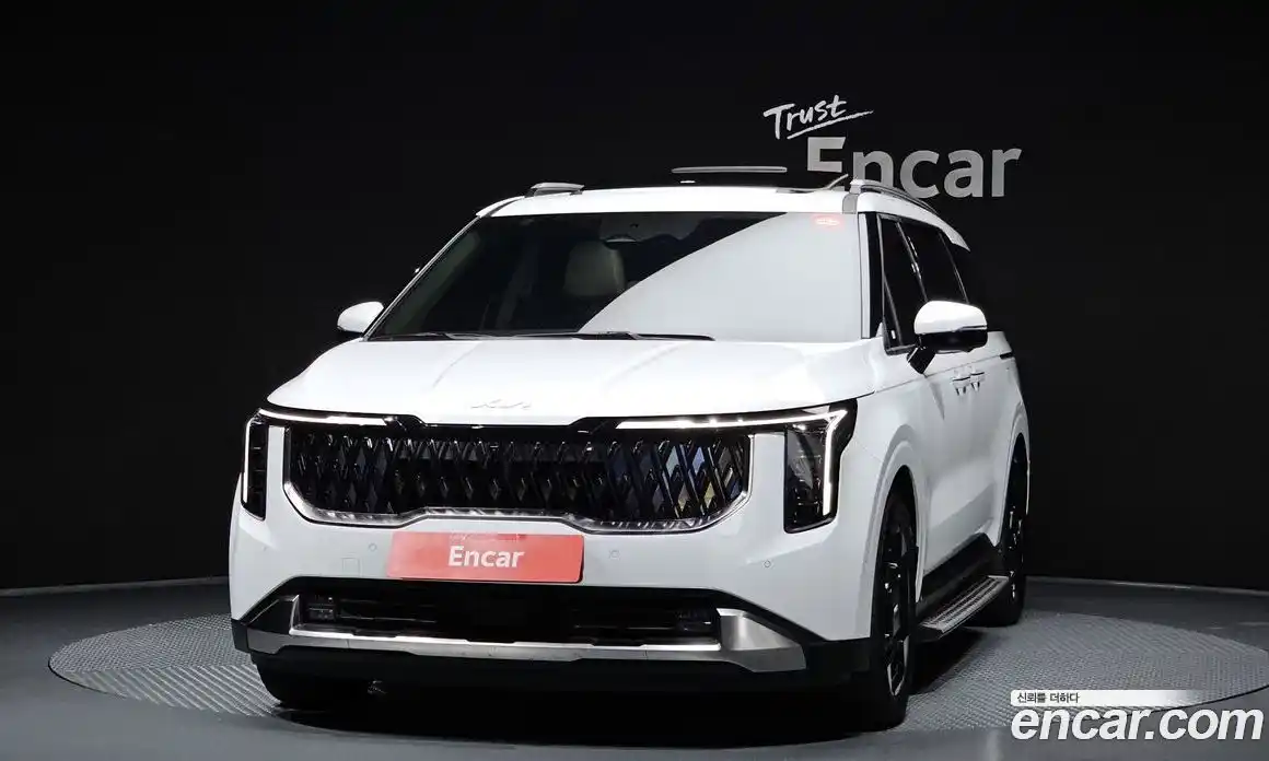 Kia Carnival 2024 1.6 автомат (гидро), фото 3