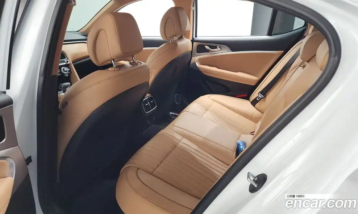 Genesis G70 2021 2.0 автомат (гидро), фото 25