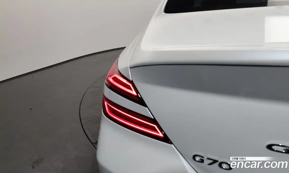 Genesis G70 2021 2.0 автомат (гидро), фото 9