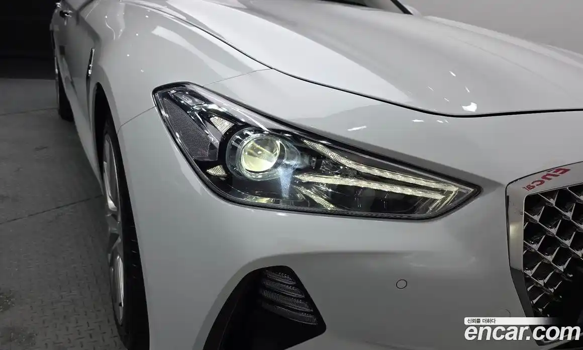 Genesis G70 2020 2.0 автомат (гидро), фото 7