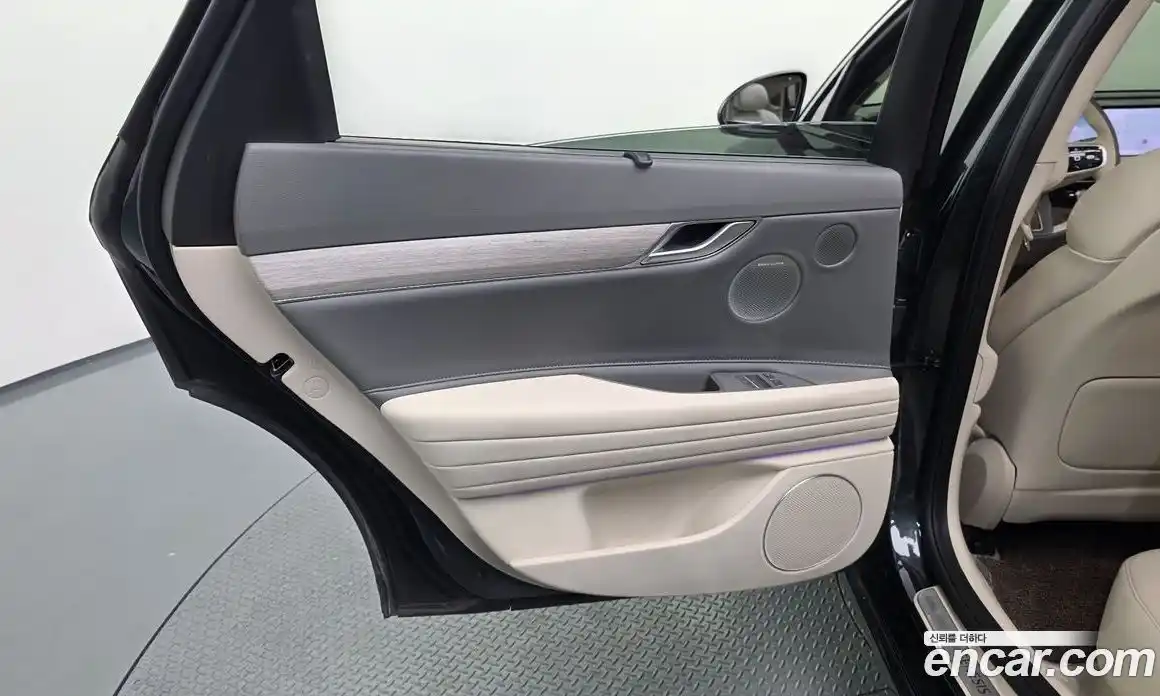 Genesis G80 2024 2.5 автомат (гидро), фото 15